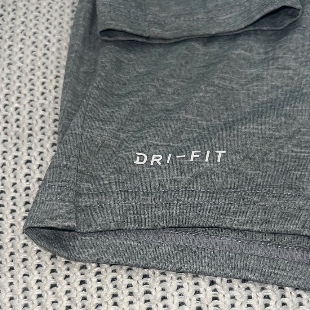 Nike Gray Long Sleeve Men's Tee - Picture 4 of 6